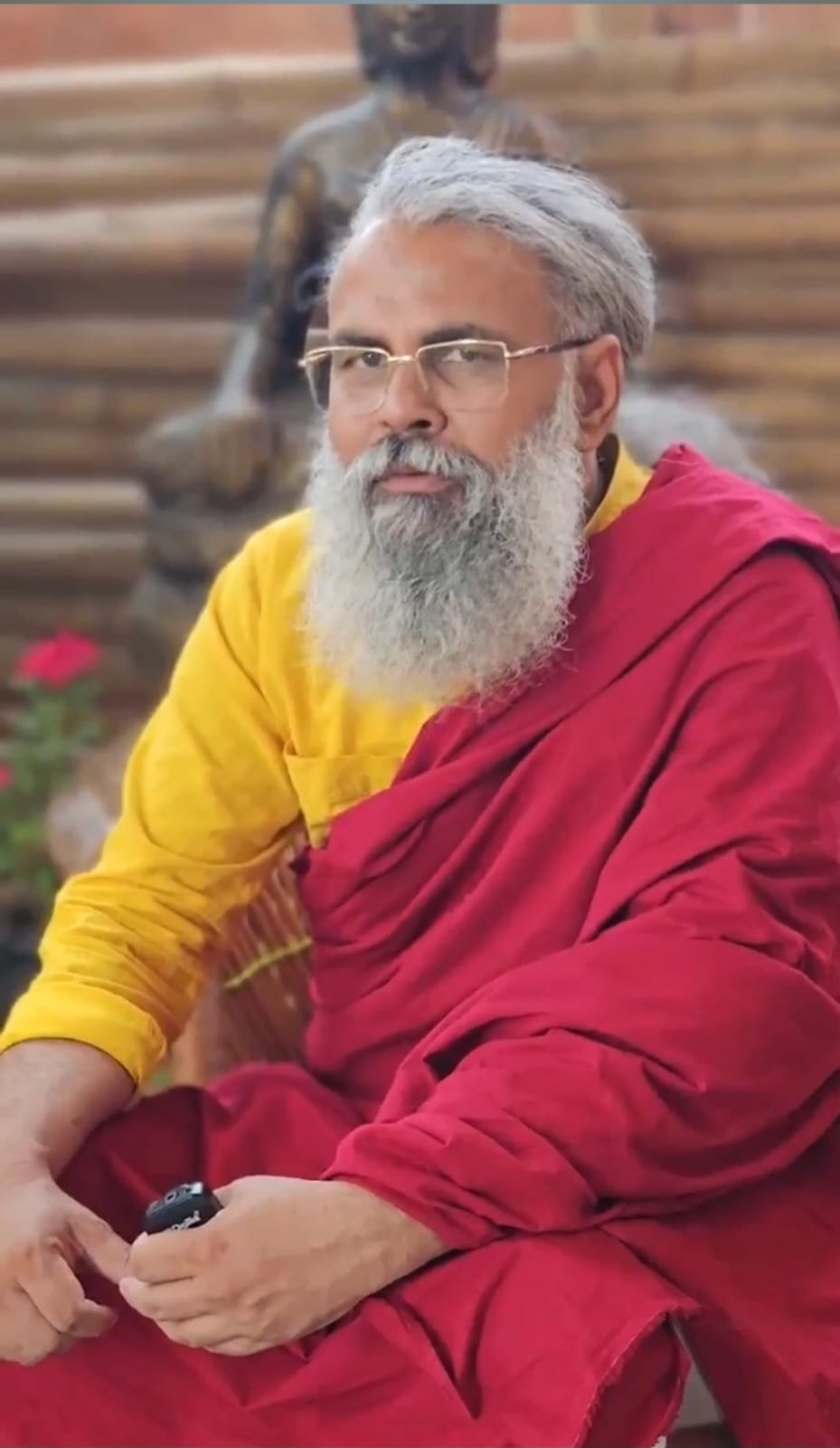 Vaidh Jitender Bharti in consultation at the ashram
